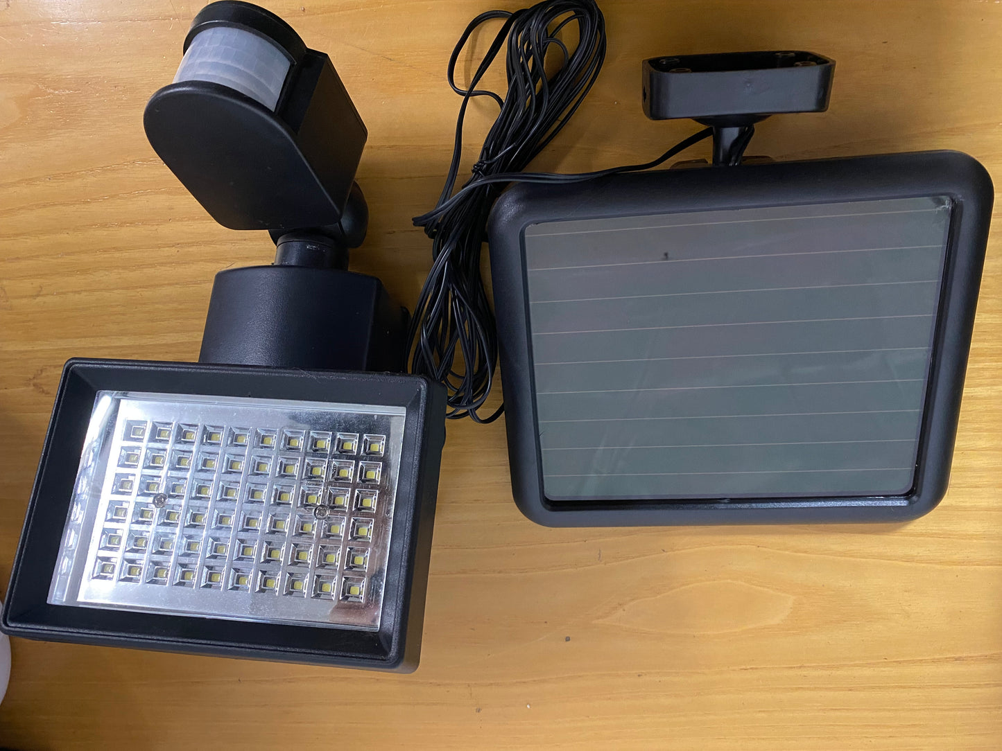 EzSolar Luz Solar de Seguridad para jardín al Aire Libre