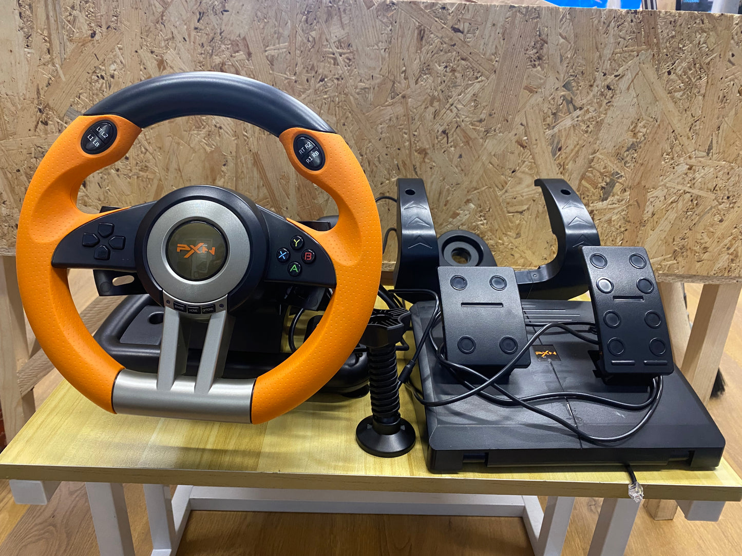 PXN V3 Pro Volante con Pedales