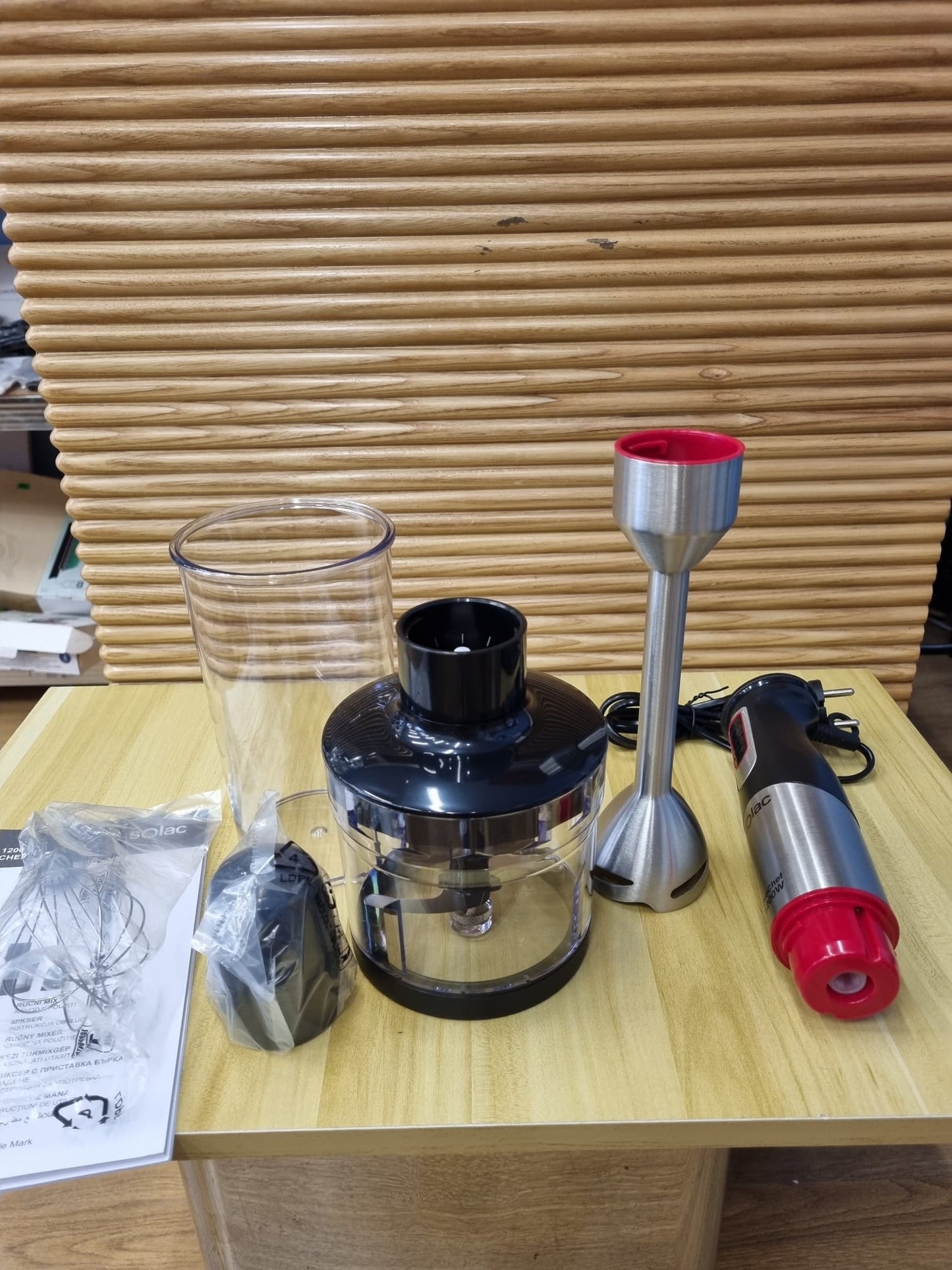 Batidora de mano y accesorios 1200 W