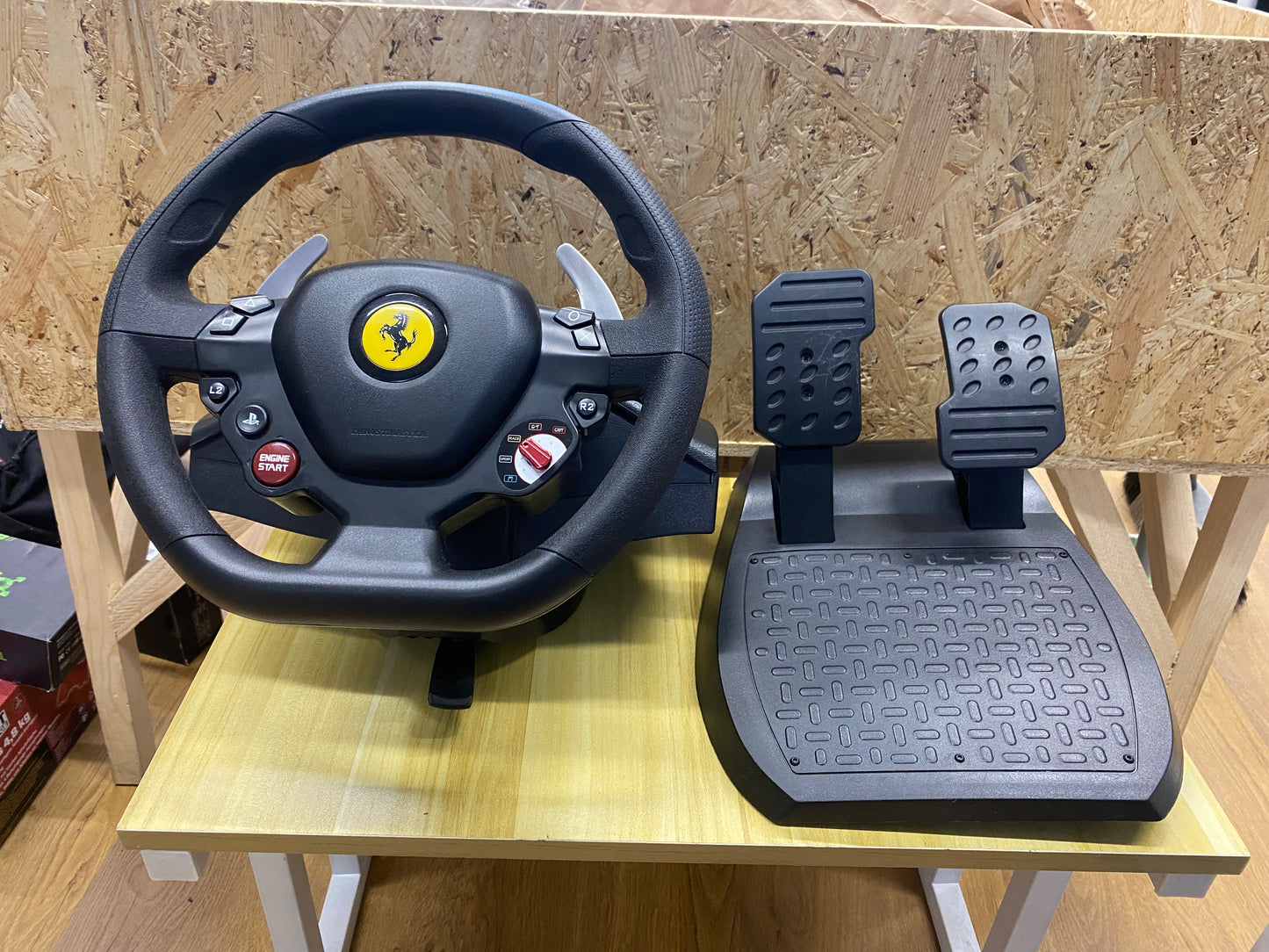 Thrustmaster T80 RW Ferrari 488 GTB