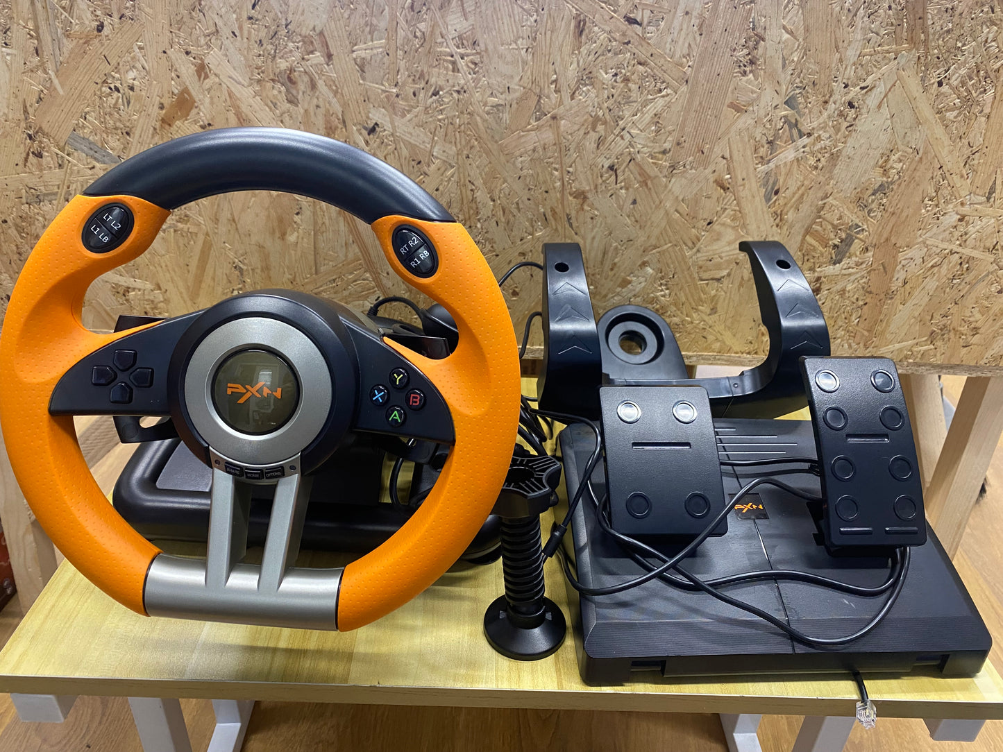 PXN V3 Pro Volante con Pedales