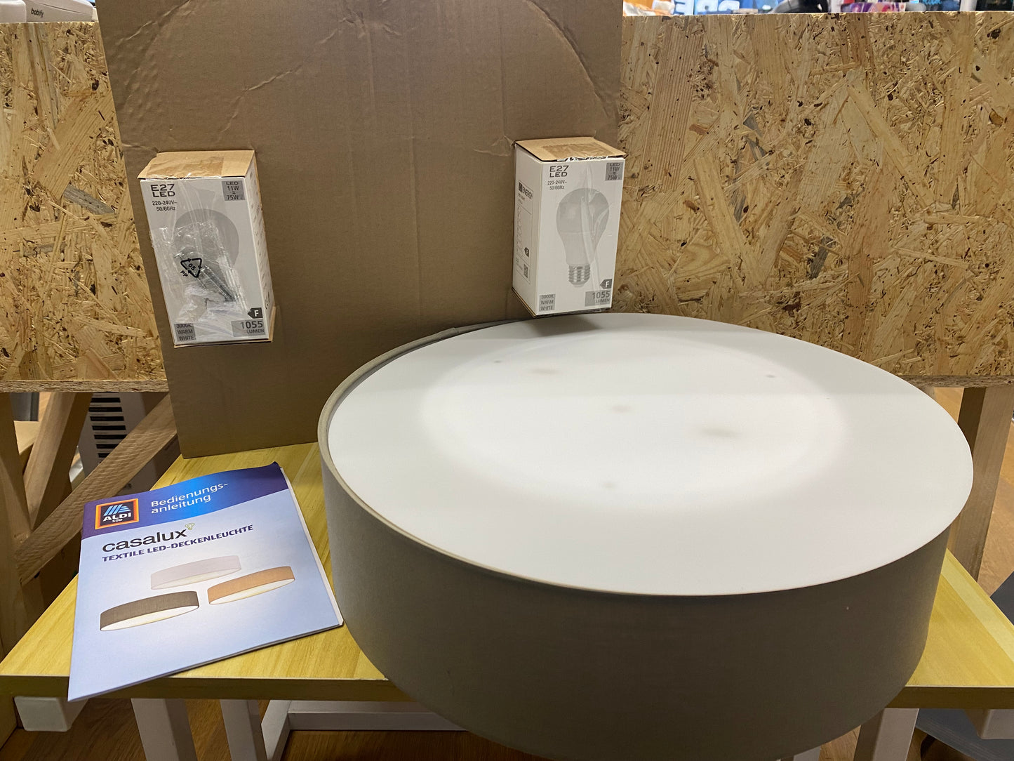 Lámpara de techo textil