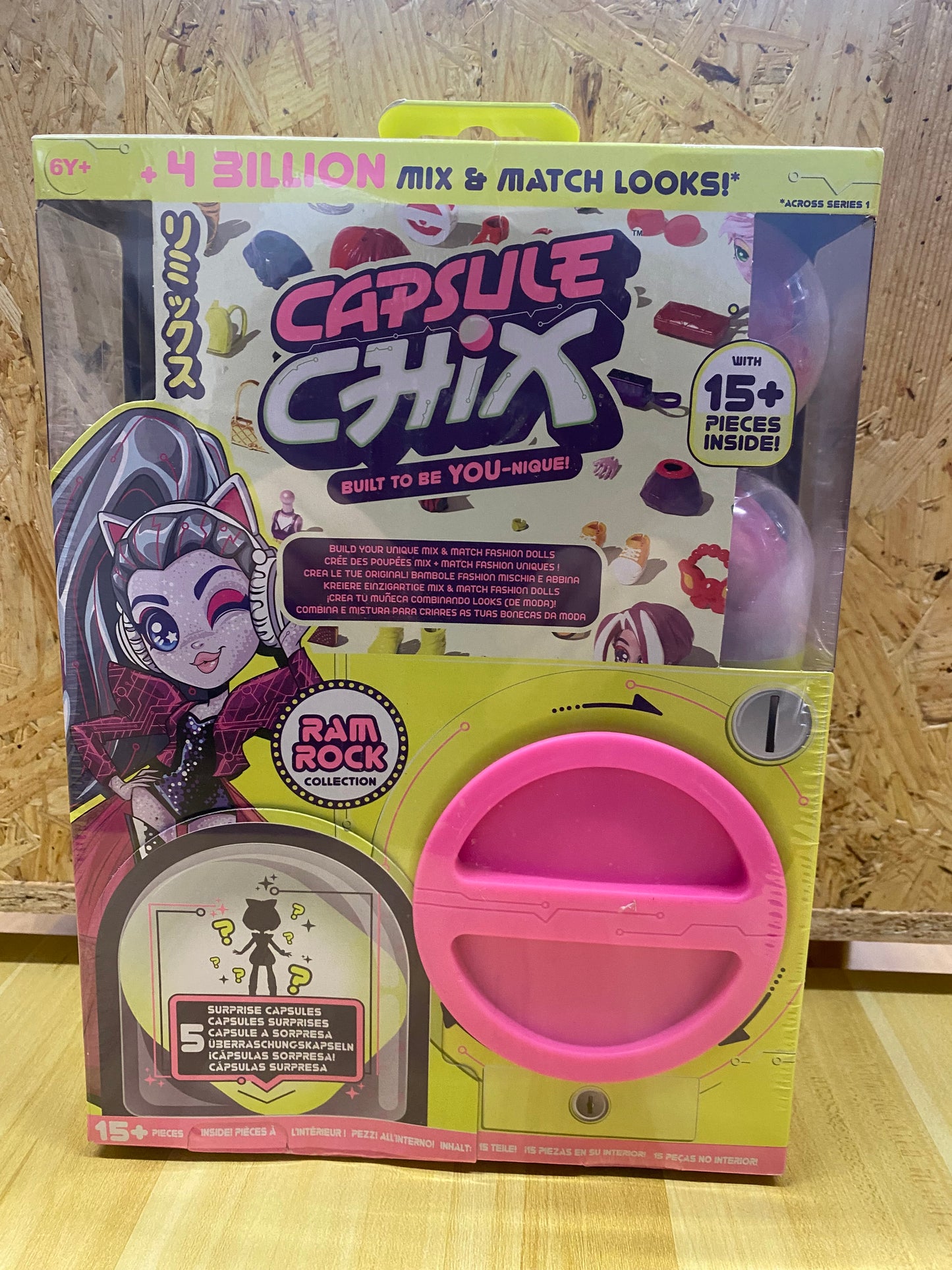 Capsule Chix Ram Rock Collection, muñeca