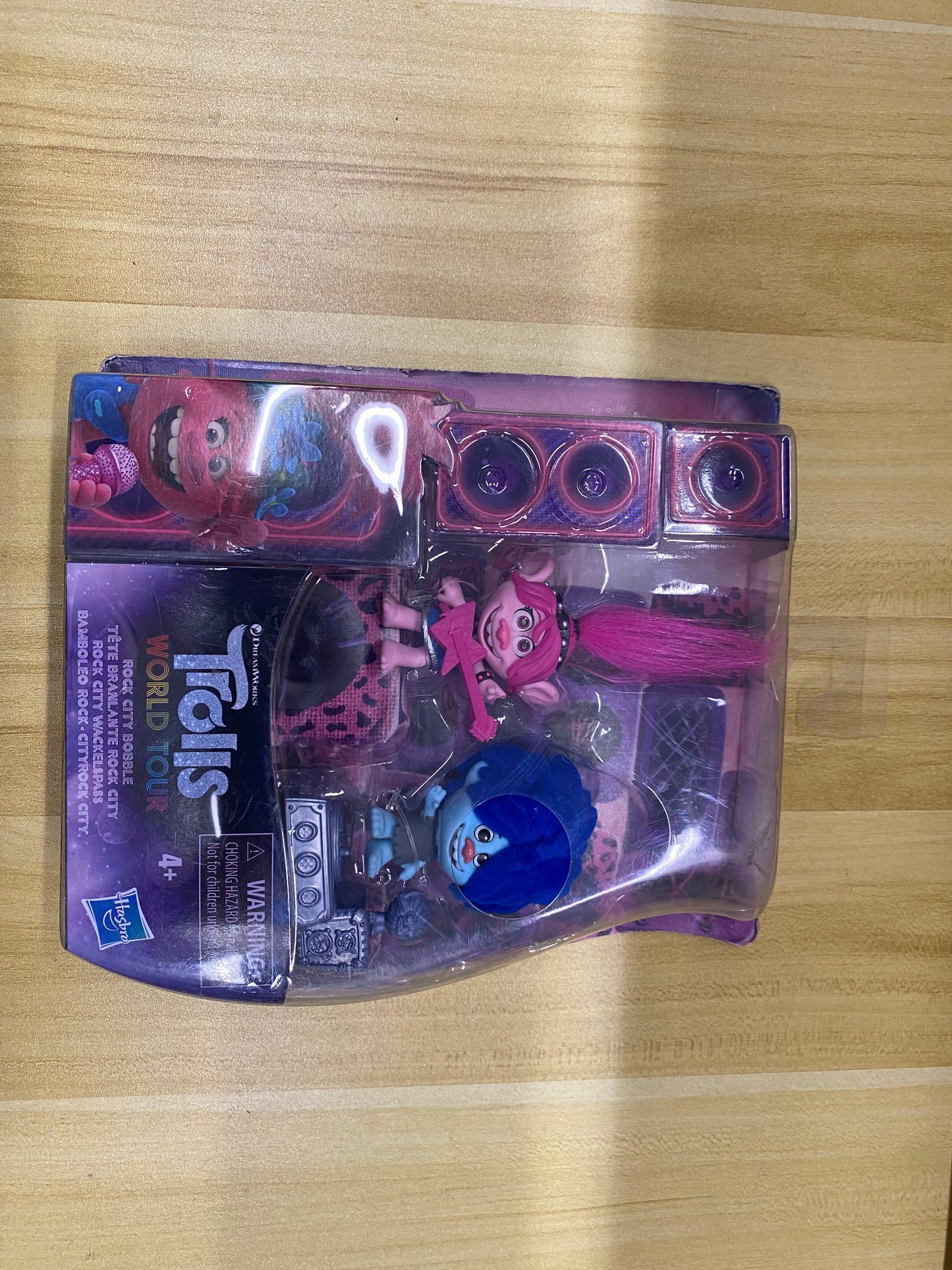 TROLLS DreamWorks World Tour Rock City Bobble con 2 Figuras