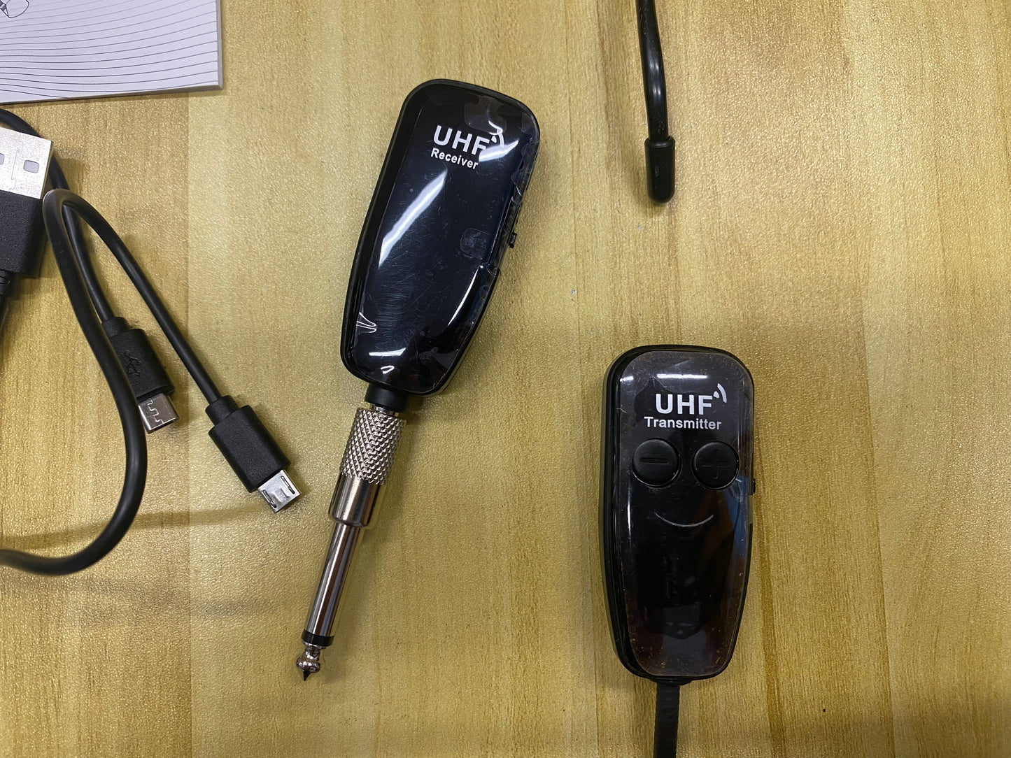 PELLOR UHF Micrófono Inalámbrico con Diadema