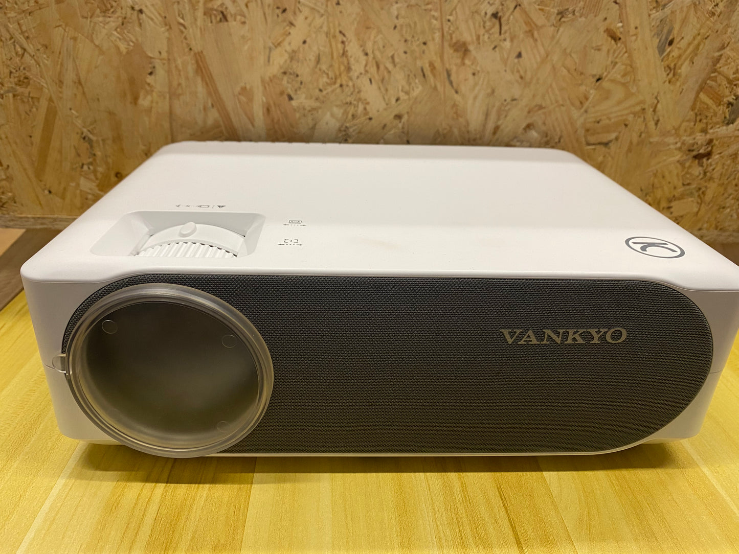 Vankyo Performance V630W 1080p Home Theater Projector - White