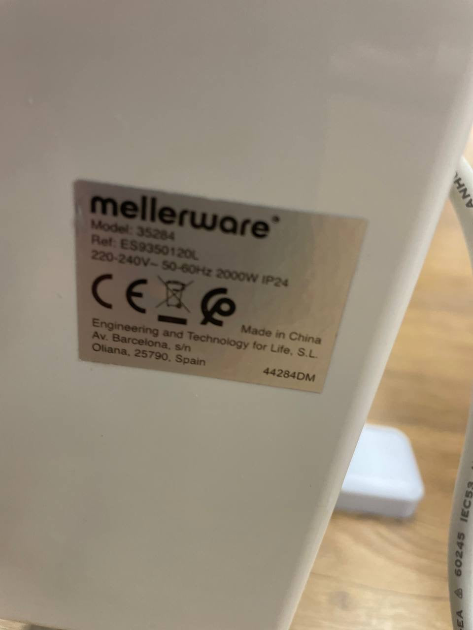 Emisor térmico de bajo consumo con 2000W